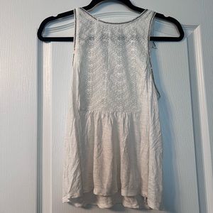 American Eagle Outfitters white, sleeveless shirt with embroidery detail. Small